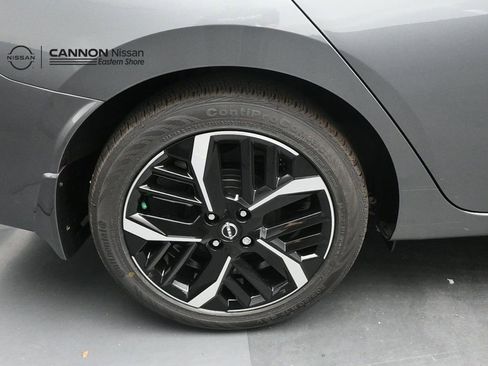 New 2025 Nissan Versa SR w/ Trunk Package image 27