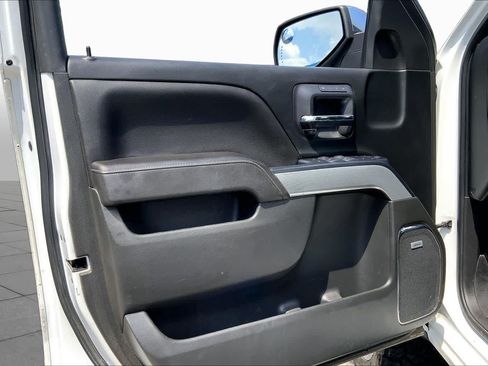 Used 2017 Chevrolet Silverado 1500 LTZ Z71 w/ LTZ Plus Package AWD/4WD image 22
