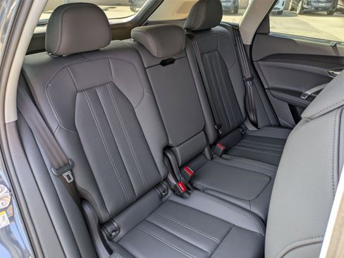 New 2025 Audi Q5 Premium Plus image 11