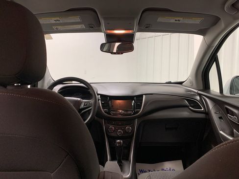 Used 2020 Chevrolet Trax LS w/ Tint and Cruise Package FWD image 15