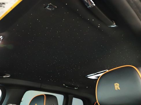 Used 2025 Rolls-Royce Cullinan Black Badge AWD/4WD image 25