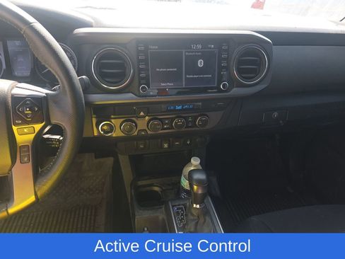 Used 2023 Toyota Tacoma TRD Off-Road image 7