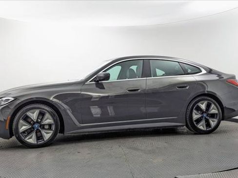 Used 2023 BMW i4 eDrive35 RWD image 3