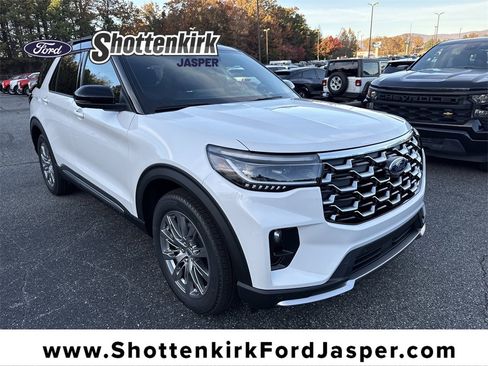 New 2026 Ford Explorer Platinum image 1