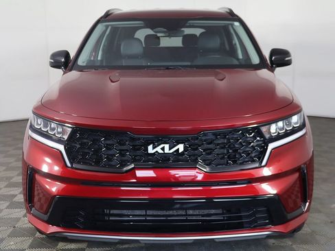 Used 2023 Kia Sorento S FWD image 12
