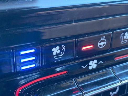 Used 2023 Jeep Grand Cherokee Summit w/ Rear Seat Video Group I image 29