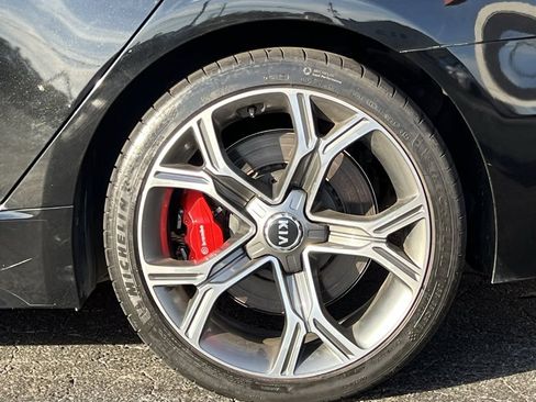 Used 2020 Kia Stinger GT2 image 6