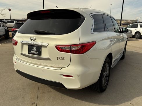 Used 2013 INFINITI JX35 Base w/ Premium Pkg image 4