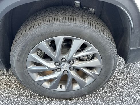 Used 2025 Buick Enclave Preferred image 20