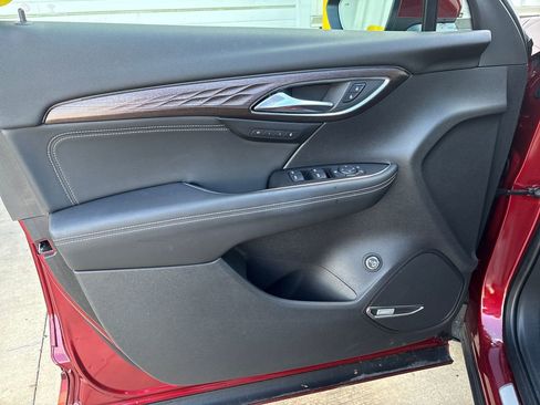 Certified 2021 Buick Envision Avenir image 15