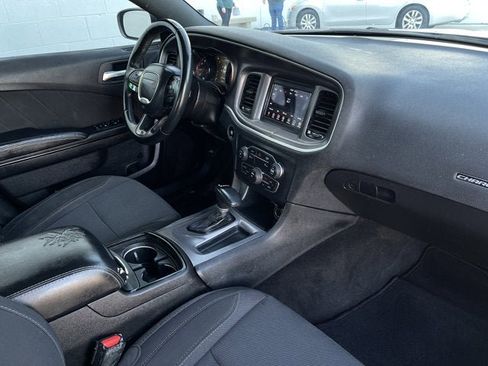 Used 2019 Dodge Charger SXT w/ Blacktop Package image 19