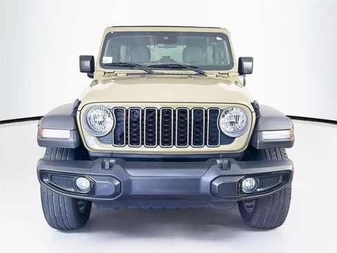 Used 2025 Jeep Wrangler Unlimited Sport S 4xe AWD/4WD image 21