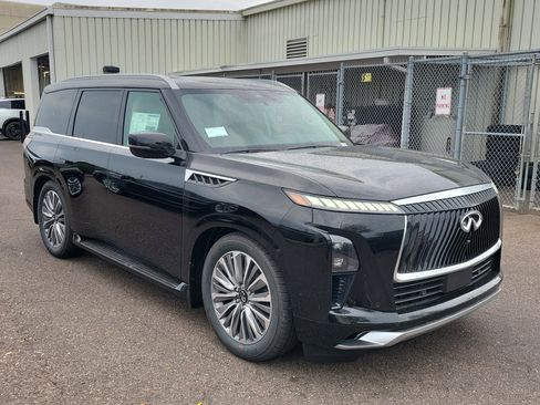 New 2026 INFINITI QX80 Luxe w/ Cargo Package image 2