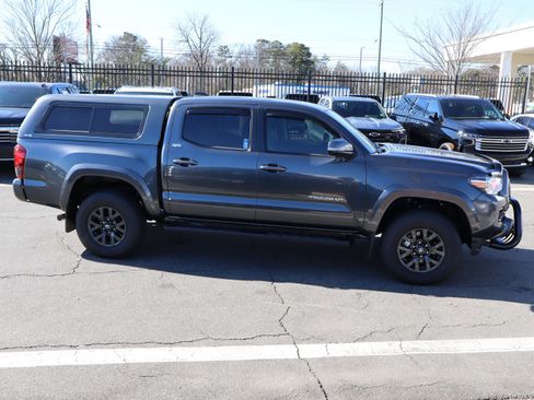 Used 2023 Toyota Tacoma SR5 image 11