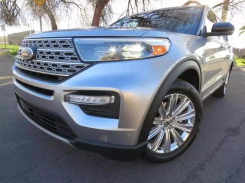 Used 2020 Ford Explorer Limited image 37