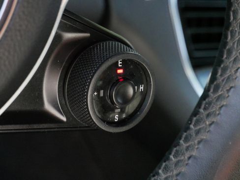 Used 2018 Porsche Panamera 4 image 26