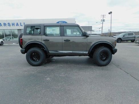 New 2025 Ford Bronco 4-Door image 10