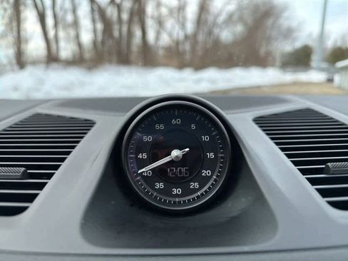 Certified 2025 Porsche Cayenne Coupe image 17