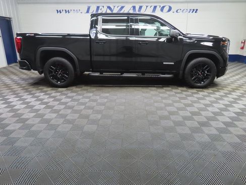 Used 2025 GMC Sierra 1500 Elevation AWD/4WD image 2