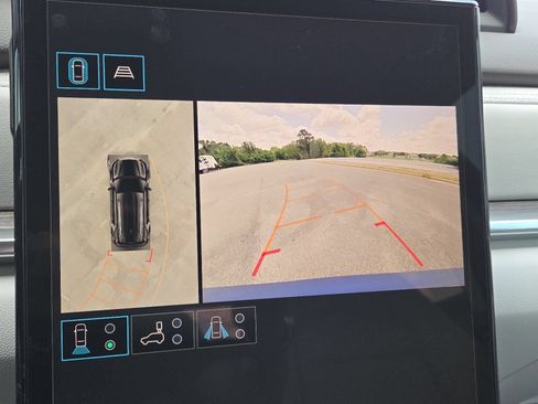 New 2026 GMC Terrain Denali w/ LPO, Floor Liner Package AWD/4WD image 28
