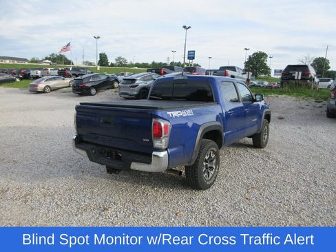 Used 2023 Toyota Tacoma TRD Off-Road AWD/4WD image 3
