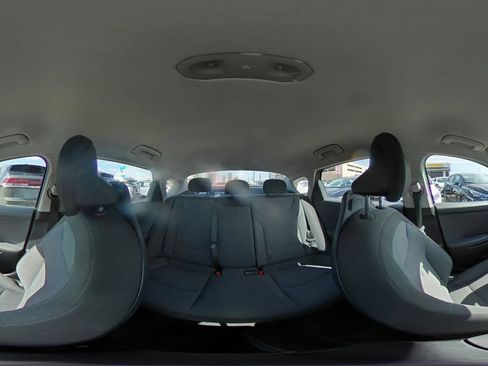 Used 2025 Kia K4 FWD image 40