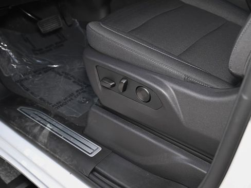 New 2026 Chevrolet Silverado 1500 LT AWD/4WD image 18