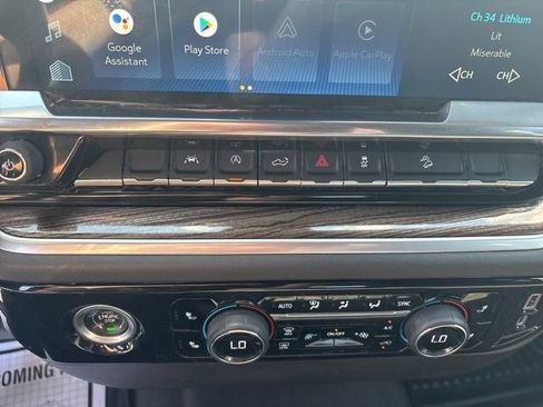 Used 2022 Chevrolet Silverado 1500 RST w/ Z71 Off-Road Package image 37