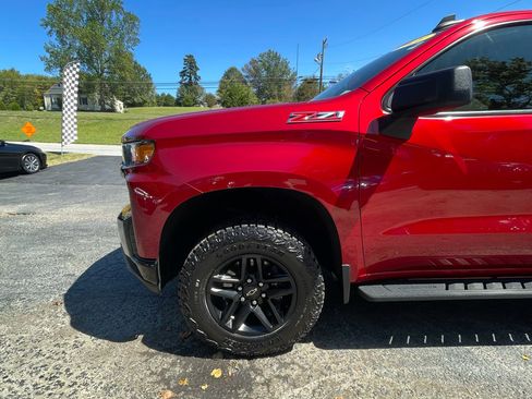 Used 2021 Chevrolet Silverado 1500 Custom Trail Boss image 3