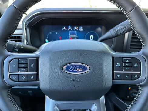 New 2026 Ford F250 Lariat w/ FX4 Off-Road Package AWD/4WD image 23
