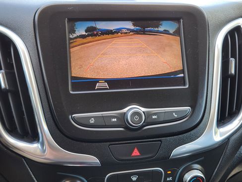 Used 2020 Chevrolet Equinox LT FWD image 7