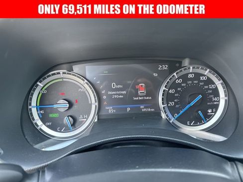 Used 2022 Toyota Highlander XLE AWD/4WD image 13