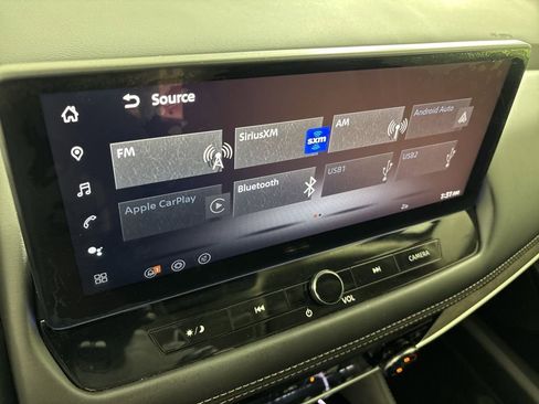 Certified 2025 Nissan Rogue Platinum w/ Platinum Premium Package image 33