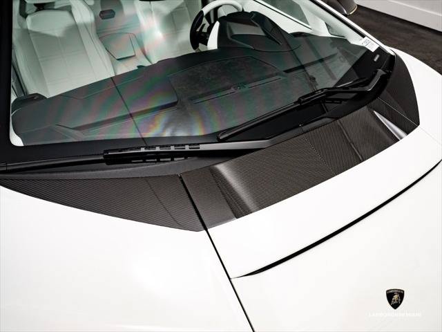 Used 2022 Lamborghini Aventador Countach AWD/4WD image 6