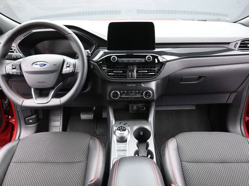 Used 2025 Ford Escape ST-Line image 16