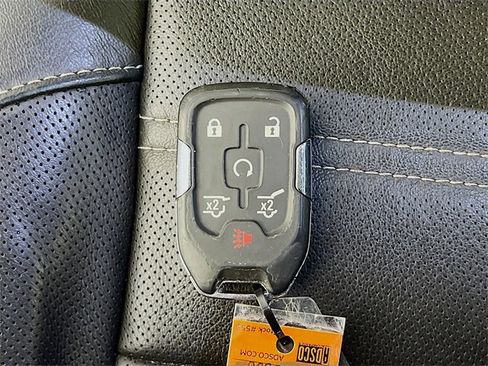 Used 2019 GMC Yukon XL Denali w/ Open Road Package image 31