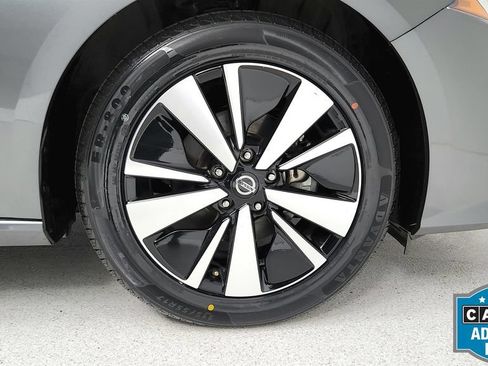 Used 2022 Nissan Altima 2.5 SV FWD image 31