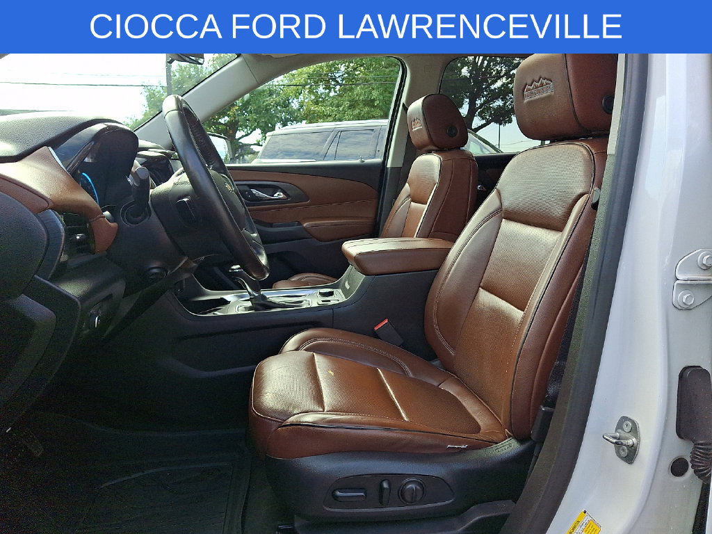 Used 2018 Chevrolet Traverse High Country AWD/4WD image 16
