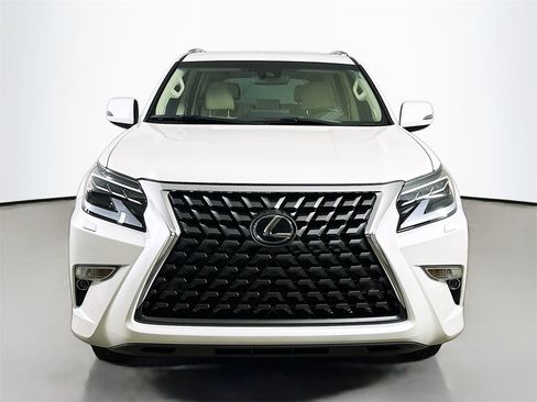 Used 2023 Lexus GX 460 Premium image 2