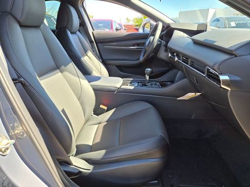 New 2026 MAZDA MAZDA3 2.5 S Hatchback w/ Premium Pkg FWD image 20