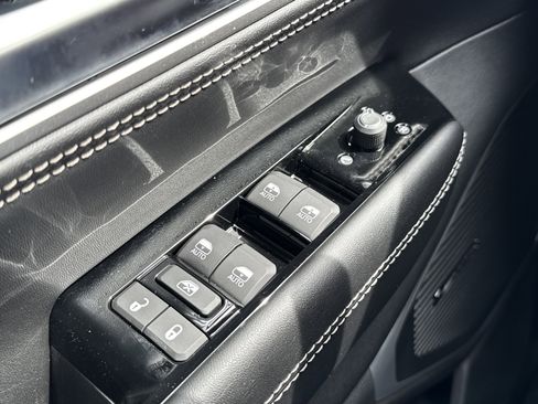 New 2026 Jeep Grand Wagoneer 4WD image 33
