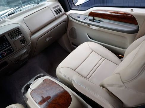 Used 2000 Ford Excursion Limited image 24