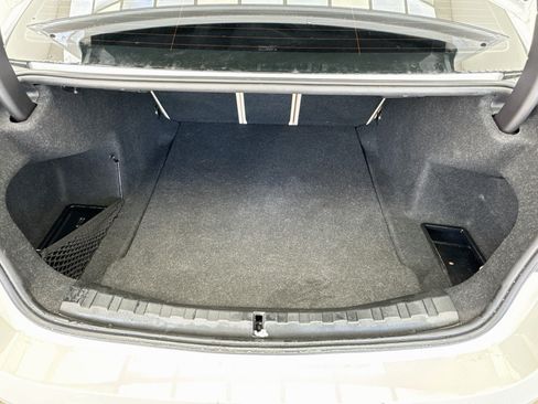Used 2025 BMW 330i Sedan w/ Convenience Package RWD image 18
