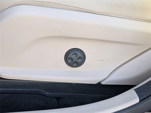 Used 2021 Mercedes-Benz GLC 300 image 21