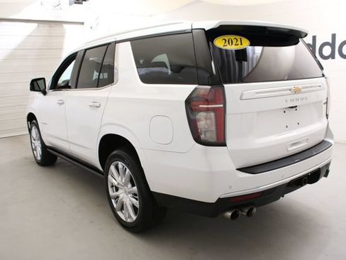 Used 2021 Chevrolet Tahoe High Country w/ Premium Package AWD/4WD image 7