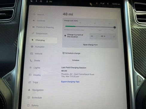 Used 2016 Tesla Model X 90D image 28