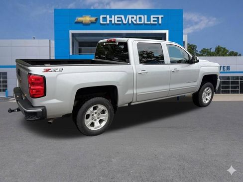 Used 2018 Chevrolet Silverado 1500 LT w/ All Star Edition AWD/4WD image 5