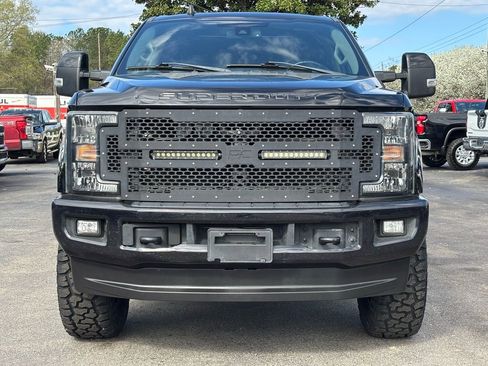 Used 2019 Ford F250 Lariat w/ Lariat Ultimate Package AWD/4WD image 9