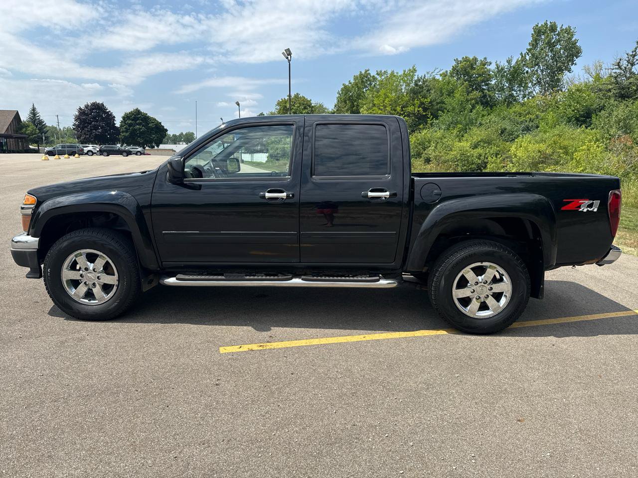 Used 2011 Chevrolet Colorado LT AWD/4WD image 9