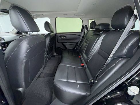 Used 2023 Nissan Rogue SL AWD/4WD image 13